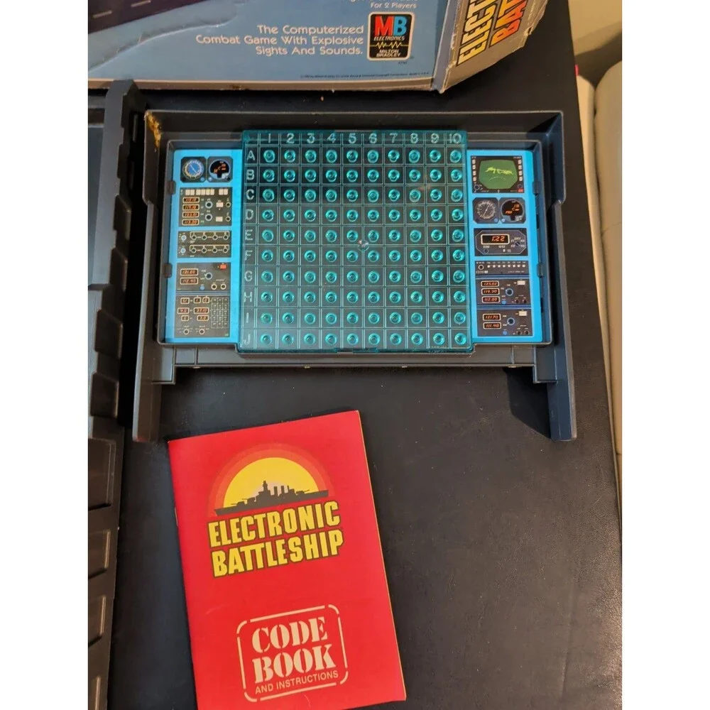 PARTS ONLY Vintage 1982 Milton Bradley Electronic Battleship Game In Box MB